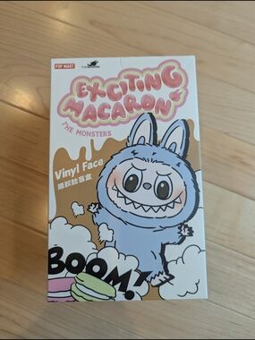 Popmart Labubu, Exciting Macaron The Monsters Vinyl Face, Lychee Berry